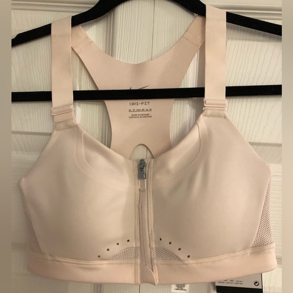 Nike Alpha sports Bra